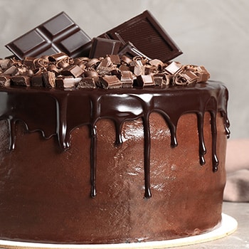 Chocolate,Cake,On,A,Black,Background